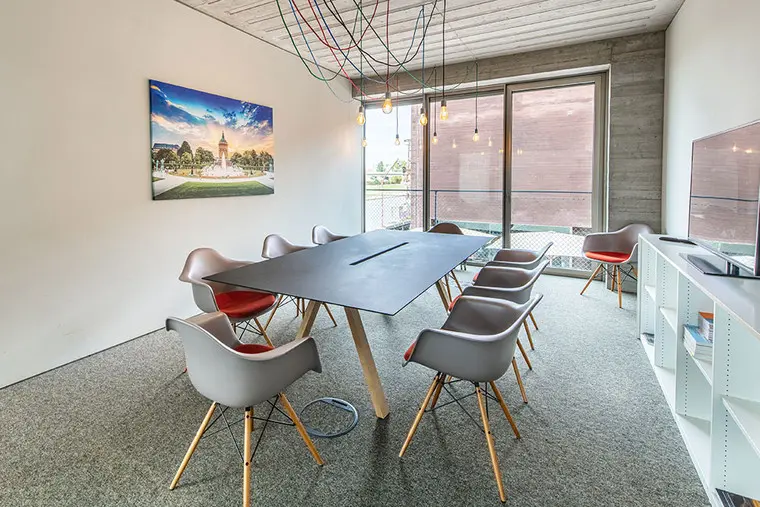 csm_meetingraum_b525a1c61f